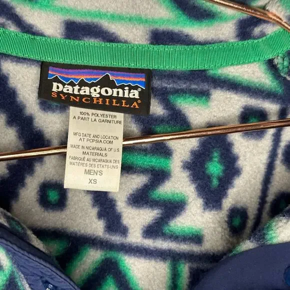 Vintage Patagonia Printed Snap-T Montana Siete Feather Grey Synchilla Size XS